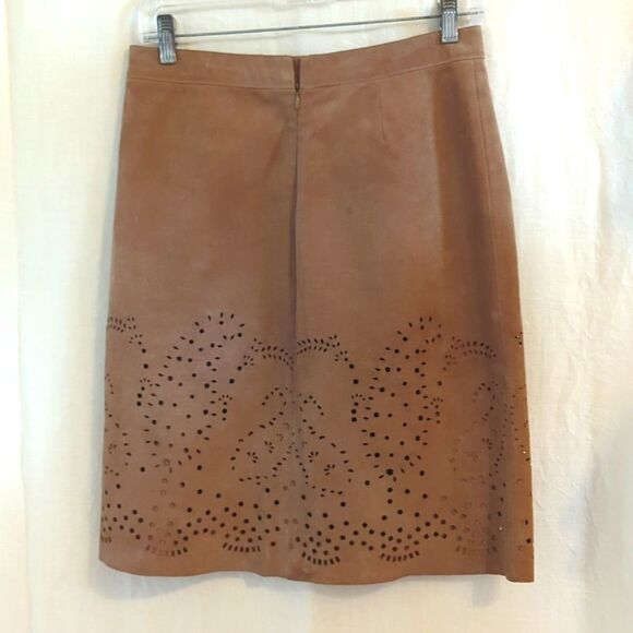 Theory Suede Skirt Laser cut Design Size 0 - Picture 4 of 7